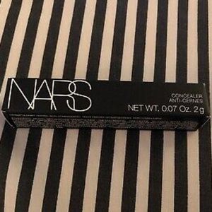 NARS Makeup - NARS Full Size Concealer 2.5Light Creme Brulee NEW NARS Makeup - NARS Full Size Concealer 2.5Light Creme Brulee NEW
